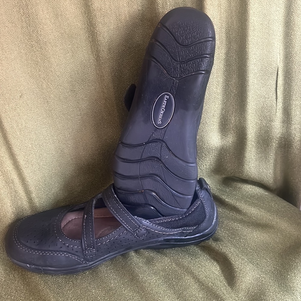 earth origins clara casey